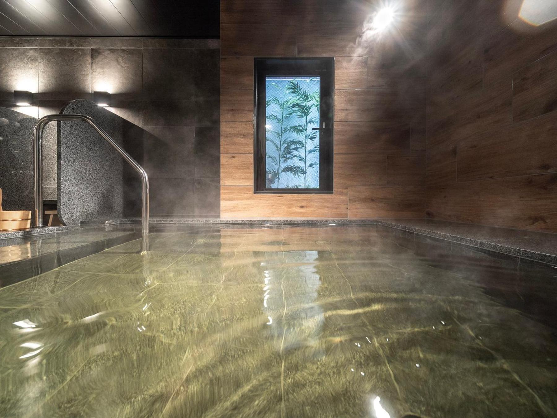 Super Hotel Premier Namba Shinsaibashi Natural Hot Spring Osaka Esterno foto